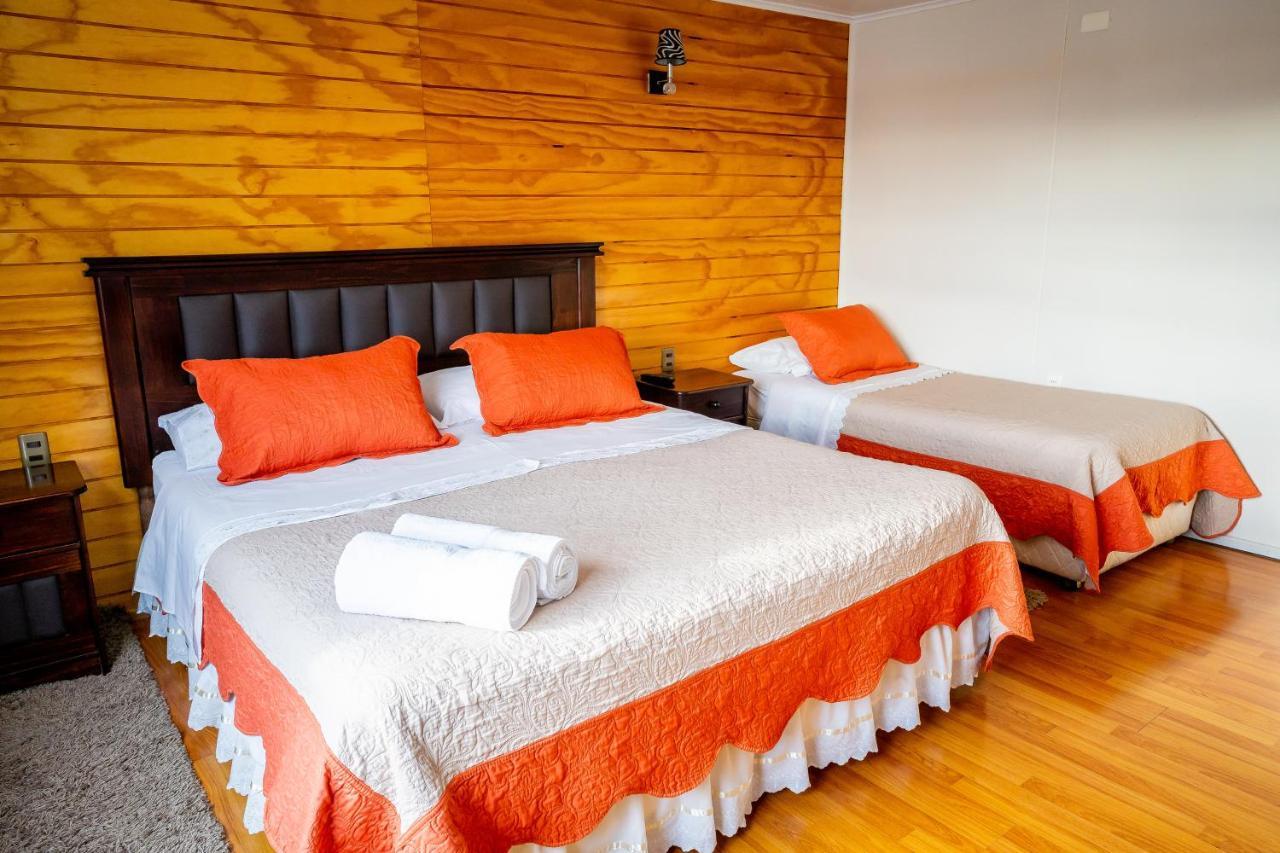 Bed and Breakfast Casa Lucy Пуерто-Наталес Екстер'єр фото