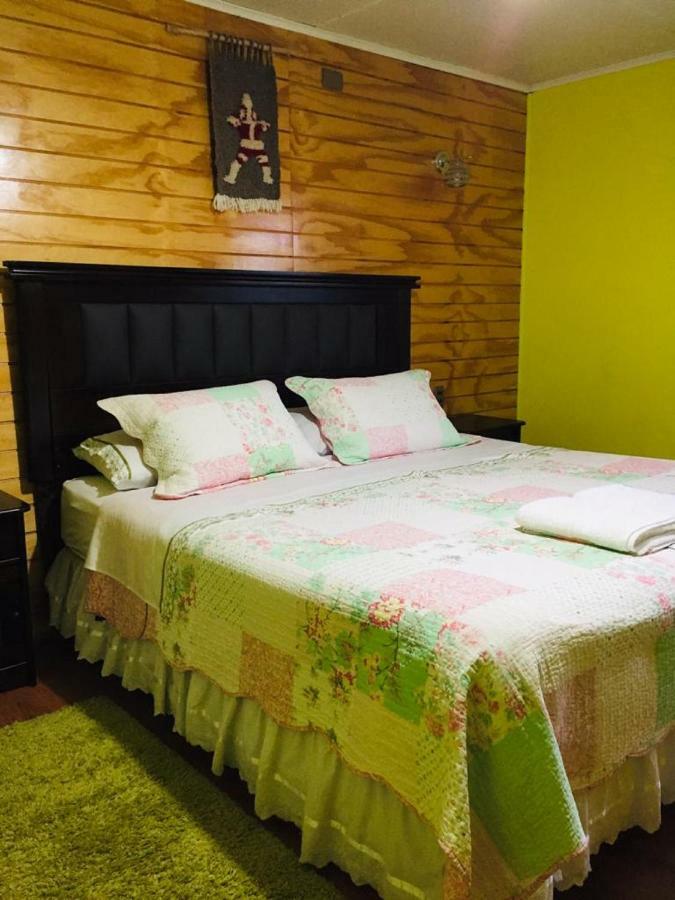 Bed and Breakfast Casa Lucy Пуерто-Наталес Екстер'єр фото